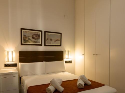 Central Market - Queen Square - Mid-term