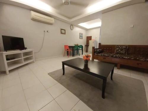 Juwita Homestay Bukit Katil - Free Unifi and 15 Minutes To Town