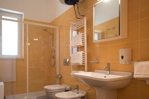 Hotel Riva Del Sole in Giovinazzo Hotel Riva Del Sole in Giovinazzo