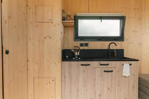 Parcel Tiny House - domaine viticole pres du Perigord in La Roquille Parcel Tiny House - domaine viticole pres du Perigord in La Roquille
