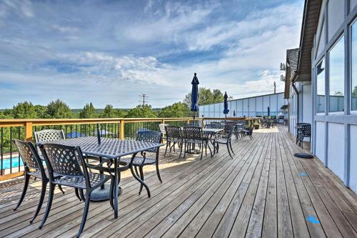 Pools, Hot Tub and More Bushkill Mountain Getaway! in 布什基爾 (PA) Pools, Hot Tub and More Bushkill Mountain Getaway! in 布什基爾 (PA)