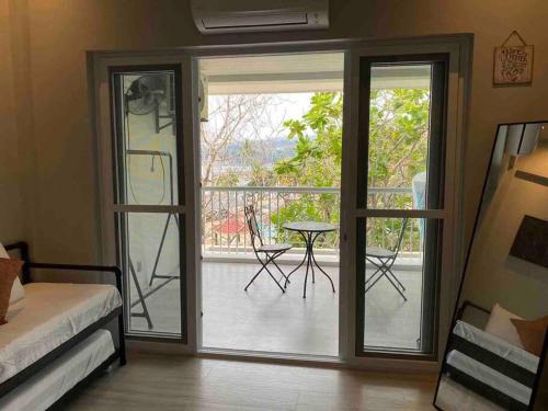 บ้านเดี่ยว 1 ห้องนอน 1 ห้องน้ำส่วนตัว ขนาด 54 ตร.ม. – วาวา (Modern Chic Beachfront Unit at Canyon Cove Nasugbu) in นาติปวน บ้านเดี่ยว 1 ห้องนอน 1 ห้องน้ำส่วนตัว ขนาด 54 ตร.ม. – วาวา (Modern Chic Beachfront Unit at Canyon Cove Nasugbu) in นาติปวน