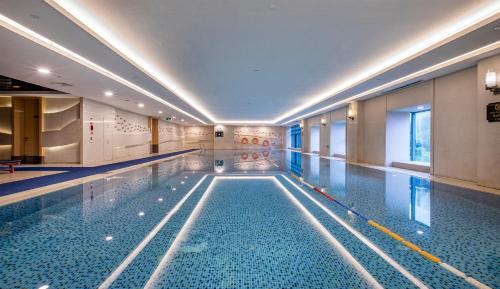Swimming pool, Hilton Xi'an in Xian Swimming pool, Hilton Xi'an in Xian