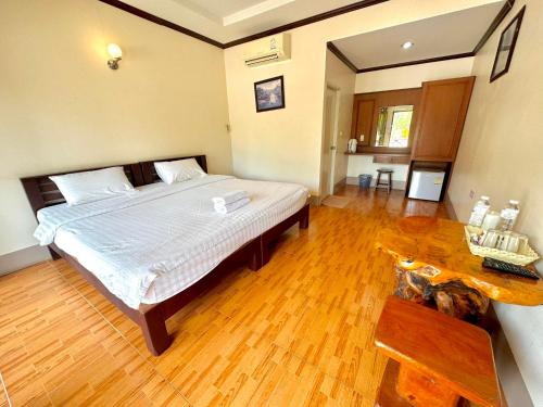 โรงแรมแสงทองรีสอร์ท near Thabo Crown Prince Hospital โรงแรมแสงทองรีสอร์ท near Thabo Crown Prince Hospital