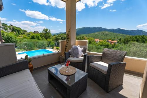 Létesítmények, VILLA BEYBE with Jacuzzi, large private pool 50m2, BBQ,free WIFI, 3 bedrooms in Gata Létesítmények, VILLA BEYBE with Jacuzzi, large private pool 50m2, BBQ,free WIFI, 3 bedrooms in Gata