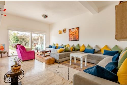 Gite equestre Balade plage petit dejeuner au bord de la piscine in Azemmour Gite equestre Balade plage petit dejeuner au bord de la piscine in Azemmour