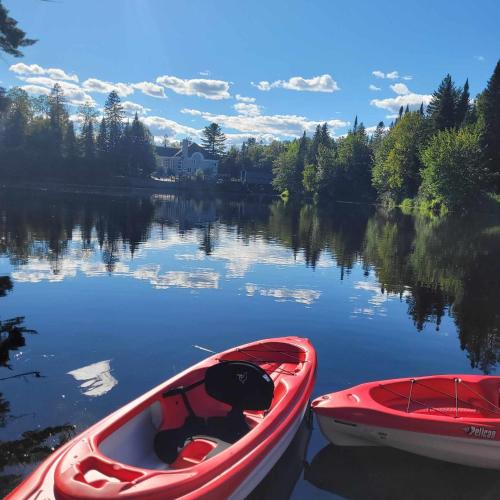 景觀, Le Jasmin chalet complet Rivière Kayak Nature (Le Jasmin chalet complet Riviere Kayak Nature) in 聖保蘭(QC) 景觀, Le Jasmin chalet complet Rivière Kayak Nature (Le Jasmin chalet complet Riviere Kayak Nature) in 聖保蘭(QC)