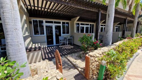 Eden Beach Resort - Bonaire in Kralendijk Eden Beach Resort - Bonaire in Kralendijk