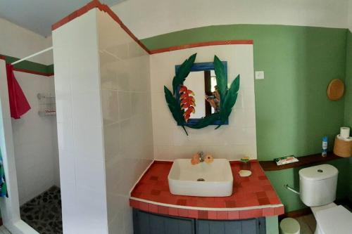 Kamar Mandi, RAIATEA, Opoa, Studio du Fare Rêvé, accès mer privatif (RAIATEA, Opoa, Studio du Fare Reve, acces mer privatif) in Opoa Kamar Mandi, RAIATEA, Opoa, Studio du Fare Rêvé, accès mer privatif (RAIATEA, Opoa, Studio du Fare Reve, acces mer privatif) in Opoa