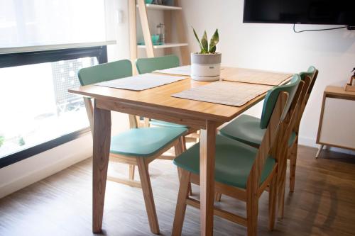 One-Bedroom Apartment image 7