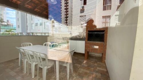 Apartamento Guaruja 1 dorm. lado praia in Guaruja Apartamento Guaruja 1 dorm. lado praia in Guaruja