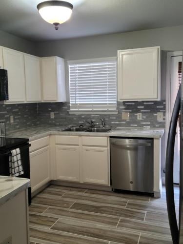 Kitchen, Fresh CrashPads 1 in Missouri City Kitchen, Fresh CrashPads 1 in Missouri City