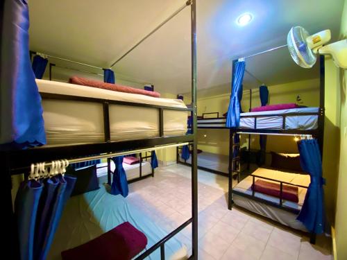 Nana Backpacker Hostel in Vang Vieng Nana Backpacker Hostel in Vang Vieng