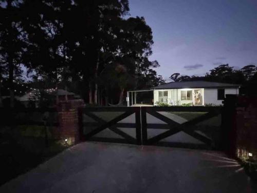 Tranquil Beach Retreat - Dog & Horse Friendly in Diamond Beach Tranquil Beach Retreat - Dog & Horse Friendly in Diamond Beach