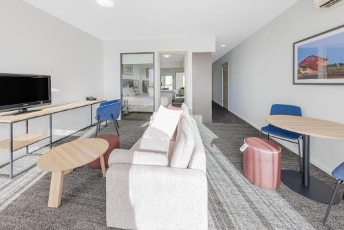 共用Lounge/電視區, 奎斯特威勒比酒店 (Quest Werribee) in 韋里比 共用Lounge/電視區, 奎斯特威勒比酒店 (Quest Werribee) in 韋里比