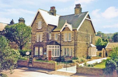 Hotel Braemar Guest House