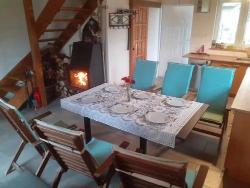 Bajkowy Domek nad rzeką Liwiec (Bajkowy Domek nad rzeka Liwiec) in Lochow Bajkowy Domek nad rzeką Liwiec (Bajkowy Domek nad rzeka Liwiec) in Lochow