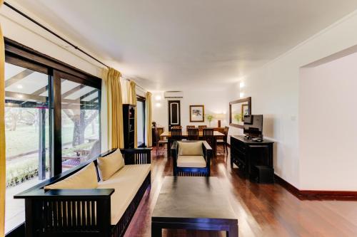 Cinnamon Lodge Habarana in Sigiriya Cinnamon Lodge Habarana in Sigiriya