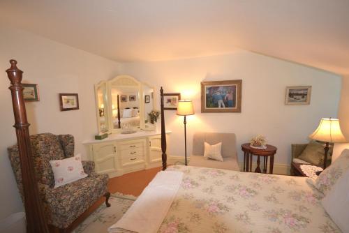 This photo about 1842 Bed & Breakfast shared on HyHotel.com