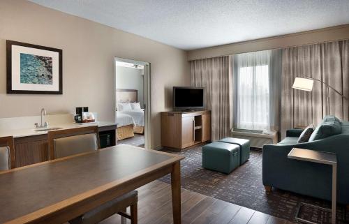 Hampton Inn & Suites Charlotte/Pineville in Pineville Környéke Hampton Inn & Suites Charlotte/Pineville in Pineville Környéke