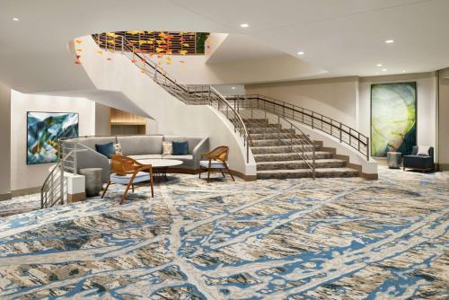 Lobby, DoubleTree by Hilton Hotel Chicago - Magnificent Mile in Magnificent Mile Lobby, DoubleTree by Hilton Hotel Chicago - Magnificent Mile in Magnificent Mile