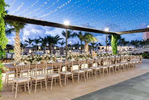 Конферентни зали/банкетни зали, Embassy Suites by Hilton Aruba Resort in Ноорд Конферентни зали/банкетни зали, Embassy Suites by Hilton Aruba Resort in Ноорд