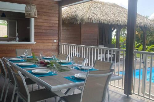 Балкон/тераса, La Villa Mahogany, Capesterre Belle-Eau in Capesterre-Belle-Eau Балкон/тераса, La Villa Mahogany, Capesterre Belle-Eau in Capesterre-Belle-Eau