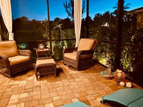Cozy Coastal Cottage at Naples Bay, Pickleball, Botanical Garden in Kelet-Naples Cozy Coastal Cottage at Naples Bay, Pickleball, Botanical Garden in Kelet-Naples