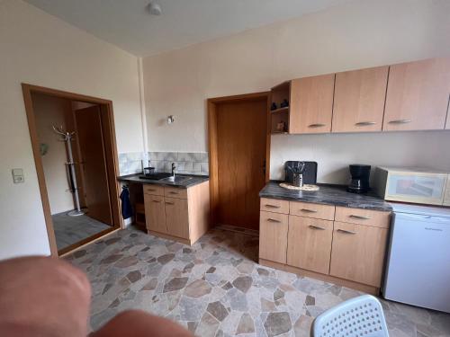 keuken, FEWO An der Linde Mülsen (FEWO An der Linde Mulsen) in Lichtenstein keuken, FEWO An der Linde Mülsen (FEWO An der Linde Mulsen) in Lichtenstein