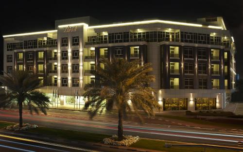Ingresso, TIME Grand Plaza Hotel - Dubai Airport in Dubai Ingresso, TIME Grand Plaza Hotel - Dubai Airport in Dubai