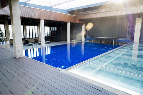 Swimming pool, Apricot Hotel in Hoan Kiem District Swimming pool, Apricot Hotel in Hoan Kiem District
