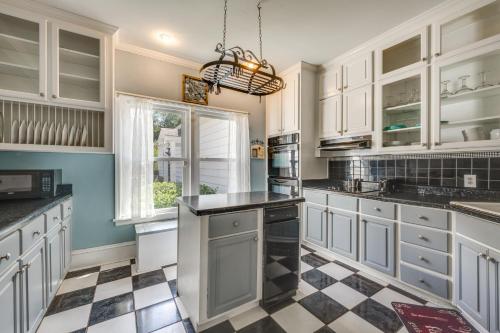 Pet-Friendly Fort Valley Home w/ Private Pool in Fort Valley (GA) Pet-Friendly Fort Valley Home w/ Private Pool in Fort Valley (GA)