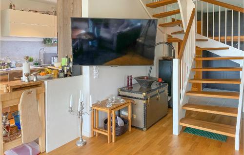 Stunning Home In Grodinge With Kitchen in Eldtomta Stunning Home In Grodinge With Kitchen in Eldtomta