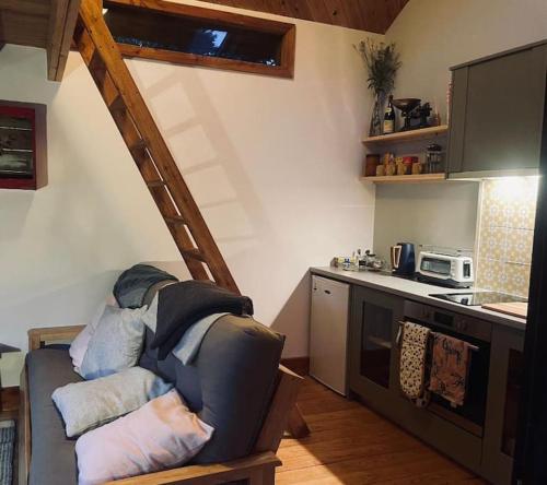 The Cabin at Shambala- now with sauna available to book! in Robin Hood's Bay The Cabin at Shambala- now with sauna available to book! in Robin Hood's Bay