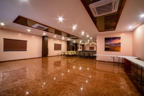 Banquet hall, The Bliss Hotel in Hubli Banquet hall, The Bliss Hotel in Hubli