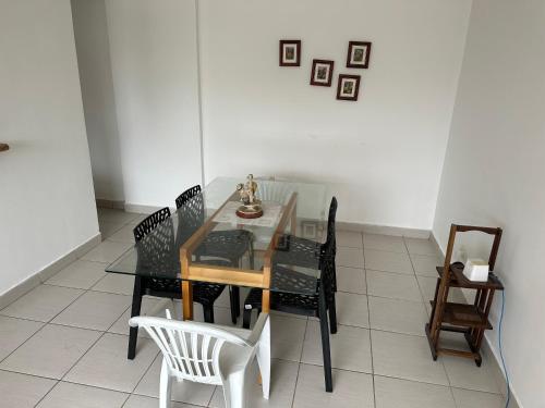 設施, Confortável e Mobiliado 2 dorm proximo a praia da Enseada Ap 12 (Confortavel e Mobiliado 2 dorm proximo a praia da Enseada Ap 12) in 恩錫達 設施, Confortável e Mobiliado 2 dorm proximo a praia da Enseada Ap 12 (Confortavel e Mobiliado 2 dorm proximo a praia da Enseada Ap 12) in 恩錫達