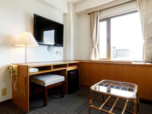 Guestroom, Miyazaki Lions Hotel in Miyazaki Guestroom, Miyazaki Lions Hotel in Miyazaki