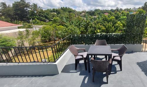 Balcony/terrace, Harriott Heights in Mandeville Balcony/terrace, Harriott Heights in Mandeville