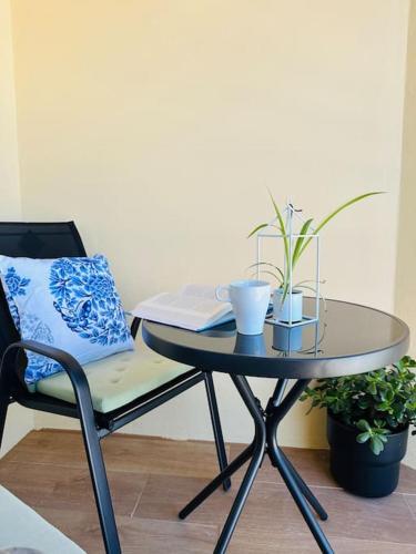 Studio with sea view in Cascais in ไบร์โร ดา อัสซุนเชา Studio with sea view in Cascais in ไบร์โร ดา อัสซุนเชา