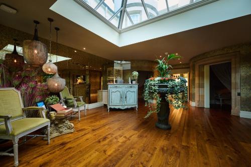 Előcsarnok, The Cairn Lodge & Hotel in Auchterarder Előcsarnok, The Cairn Lodge & Hotel in Auchterarder