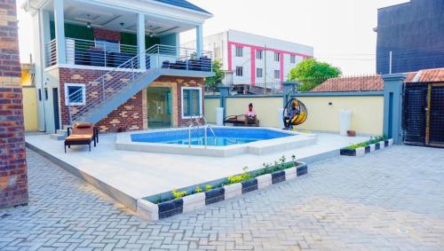 Vincent’jo hotel and suites in Lekki Vincent’jo hotel and suites in Lekki
