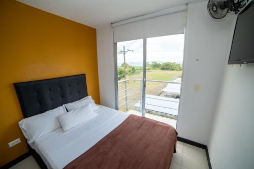 Apartamento con parqueadero, piscinas y wifi a 5 min del parque del café (Apartamento con parqueadero, piscinas y wifi a 5 min del parque del cafe) in 몬테네그로 Apartamento con parqueadero, piscinas y wifi a 5 min del parque del café (Apartamento con parqueadero, piscinas y wifi a 5 min del parque del cafe) in 몬테네그로
