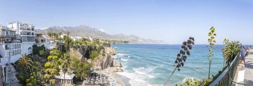 Strand, Hostal Marissal in Nerja Strand, Hostal Marissal in Nerja