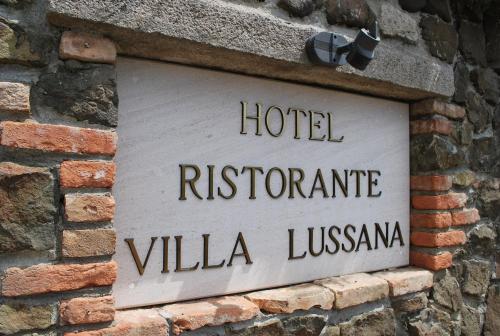 Entrance, Villa Lussana in Teolo Entrance, Villa Lussana in Teolo