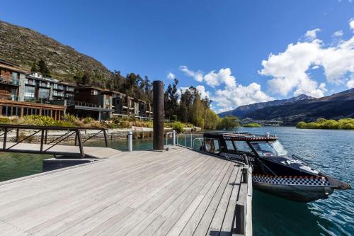 Exterior view, Hilton Queenstown Resort and Spa in Queenstown Exterior view, Hilton Queenstown Resort and Spa in Queenstown