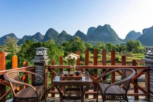 منتجع يانجشو كوكو جاردن (Yangshuo Coco Garden Resort) in Yulong River منتجع يانجشو كوكو جاردن (Yangshuo Coco Garden Resort) in Yulong River