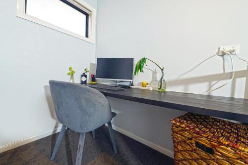 Fawkner Modern 3BR House Netflix WiFi Parking in Campbellfield Fawkner Modern 3BR House Netflix WiFi Parking in Campbellfield