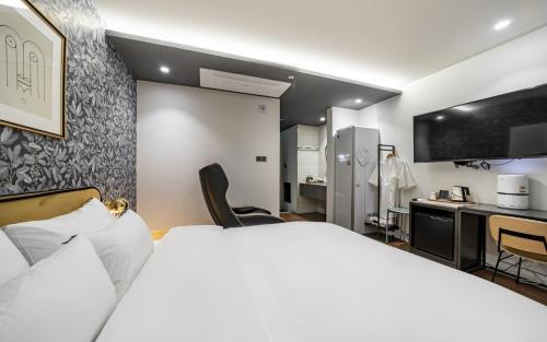 Brwon Dot Hotel Sajik Baseball Stadium in Dongrae-gu Brwon Dot Hotel Sajik Baseball Stadium in Dongrae-gu