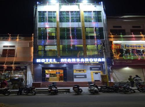 숙소 외관, Hotel Mansarovar in 잘로르 숙소 외관, Hotel Mansarovar in 잘로르