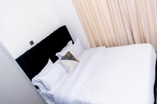 Staroot Charm 2BR Yaya center, Kilimani